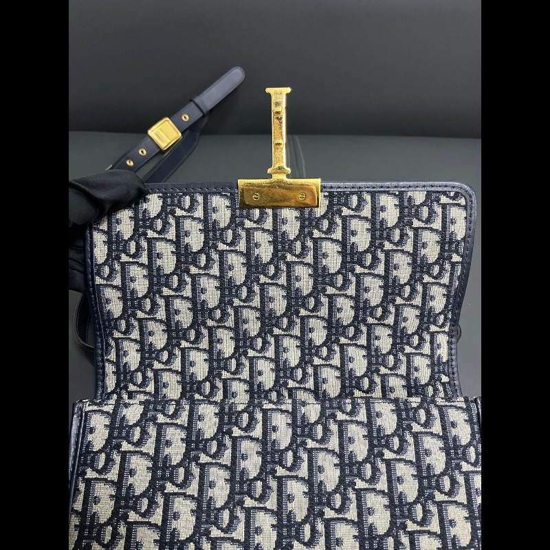 Dior Montaigne medium 
藍色老花 蒙田30中號-11