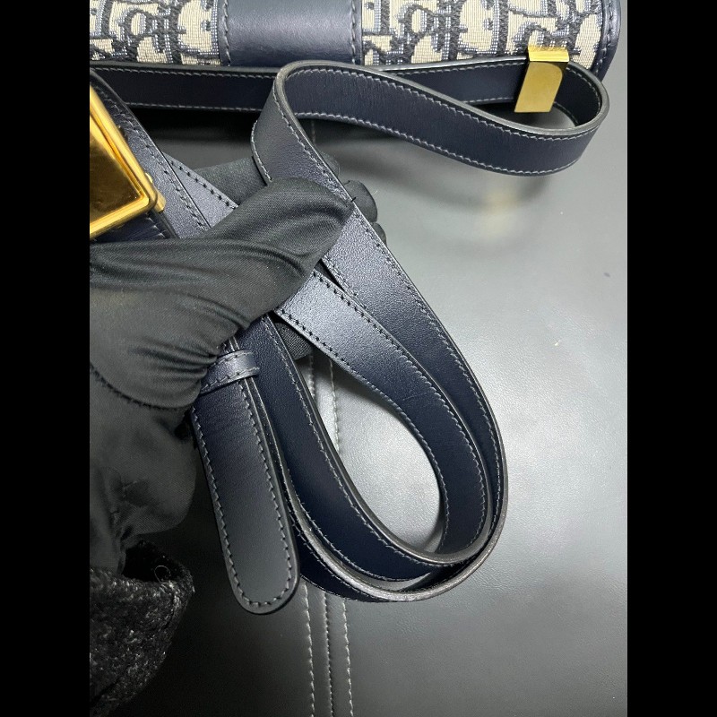 Dior Montaigne medium 
藍色老花 蒙田30中號-15