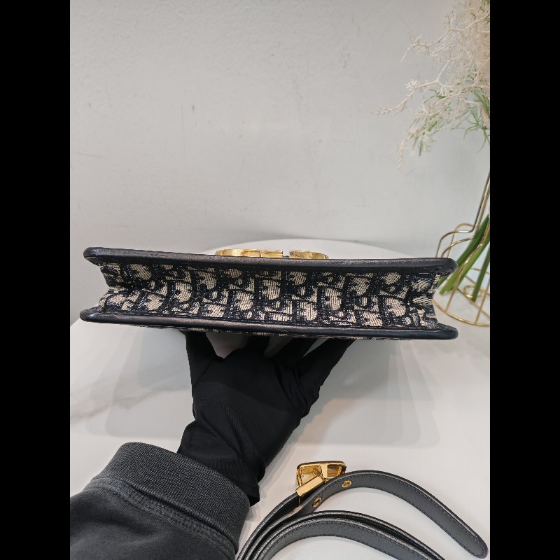 Dior Montaigne medium 
藍色老花 蒙田30中號-5