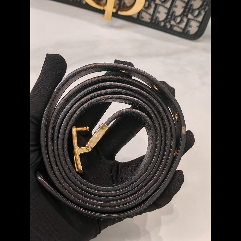 Dior Montaigne medium 
藍色老花 蒙田30中號-20