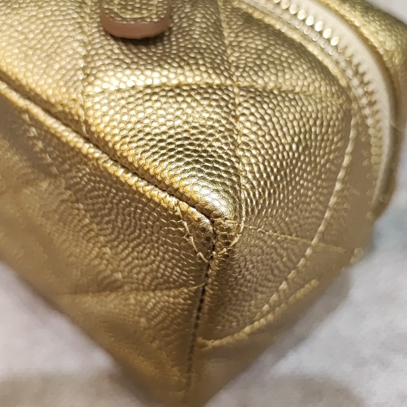 Chanel Mini Vanity with Handle-6