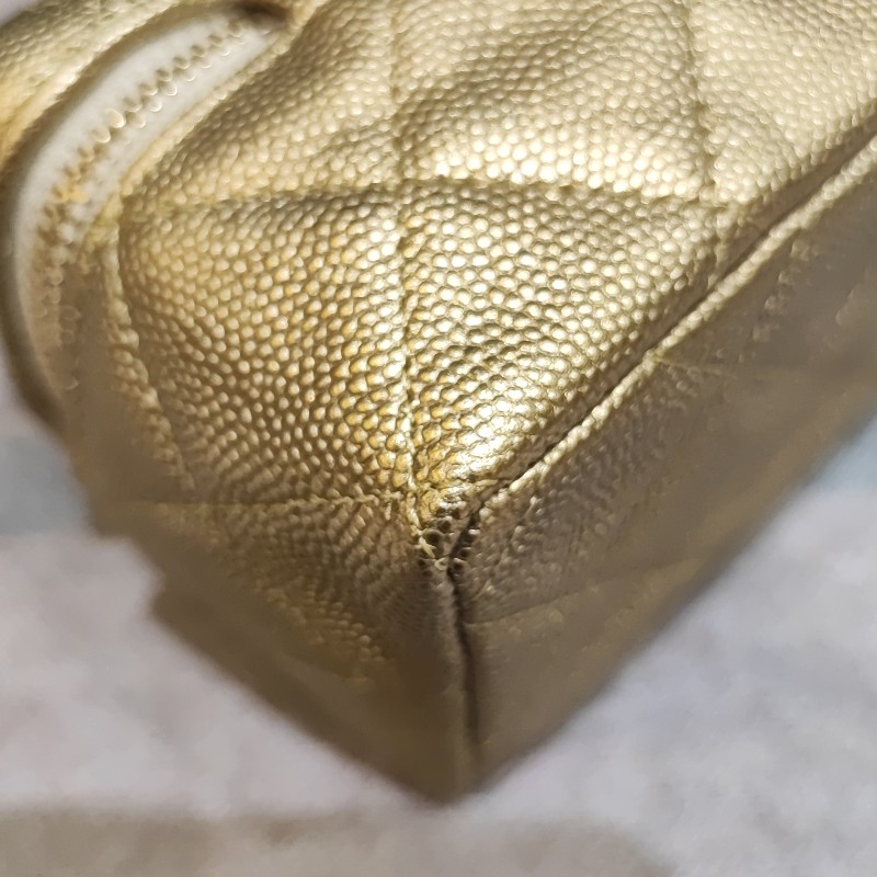 Chanel Mini Vanity with Handle-7