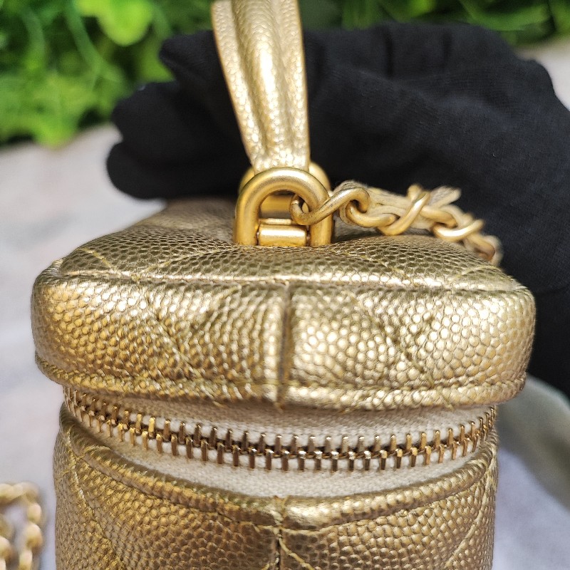 Chanel Mini Vanity with Handle-14