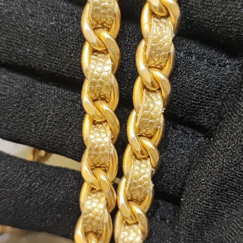 Chanel Mini Vanity with Handle-15