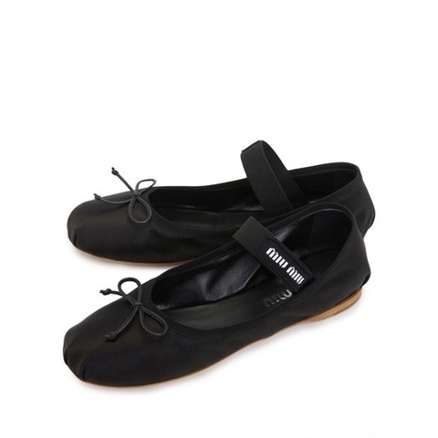 Miu Miu 女士 圓頭鬆緊帶芭蕾舞鞋35 35.5 36 36.5 37 37.5 38 38.5 39 39.5 40 40.5 41碼