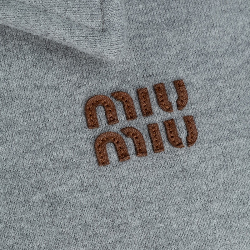 Miu Miu 女士 長袖衛衣S-5