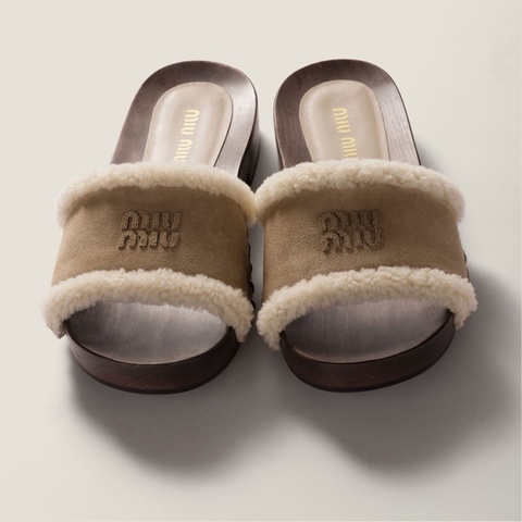 Miu Miu 女士 露趾平底涼鞋35 36 37 38 39 40 41碼