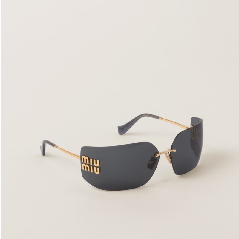 Miu Miu 女士 徽標太陽鏡80 均碼碼橋寬: 1.4cm; 鏡腿長: 11cm; 鏡片直徑: 8cm-0