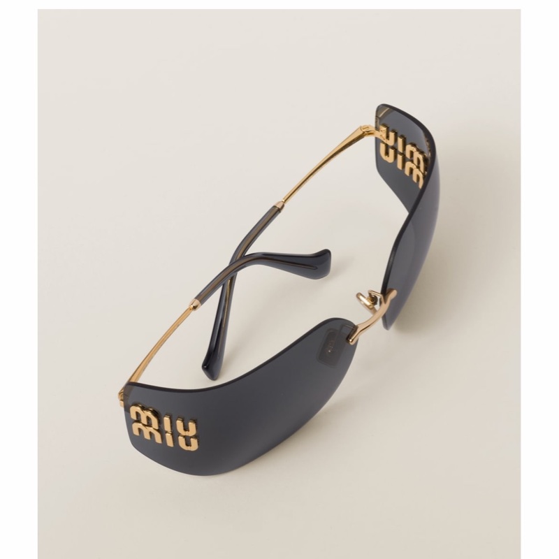 Miu Miu 女士 徽標太陽鏡80 均碼碼橋寬: 1.4cm; 鏡腿長: 11cm; 鏡片直徑: 8cm-1