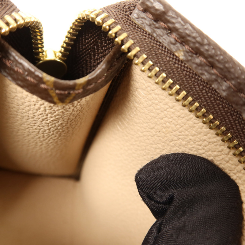 LOUIS VUITTON Monogram Poche Toilette 15金扣手拿包-6