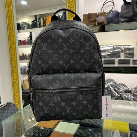 東區正精品㊣LV M22558 Discovery PM 黑花側邊口袋拉鍊後背包 RZ6249