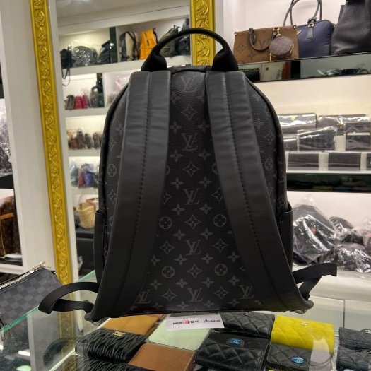 東區正精品㊣LV M22558 Discovery PM 黑花側邊口袋拉鍊後背包 RZ6249-6