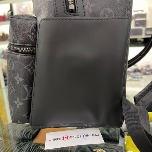 東區正精品㊣LV M22558 Discovery PM 黑花側邊口袋拉鍊後背包 RZ6249-7