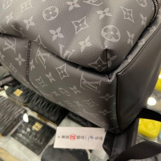 東區正精品㊣LV M22558 Discovery PM 黑花側邊口袋拉鍊後背包 RZ6249-9