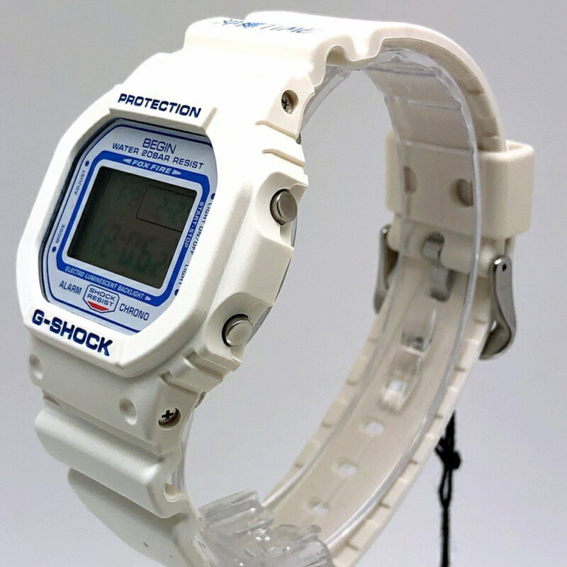 G-SHOCK CASIO DW-5600BEGIN-7 手錶,為慶祝 BEGIN 品牌成立 20 週年和沖繩歌之日 10 週年而推出的合作款(白色、藍色、Sakana EL)。 2010 年 5 月在 Mikunigaoka 商店發售。-2