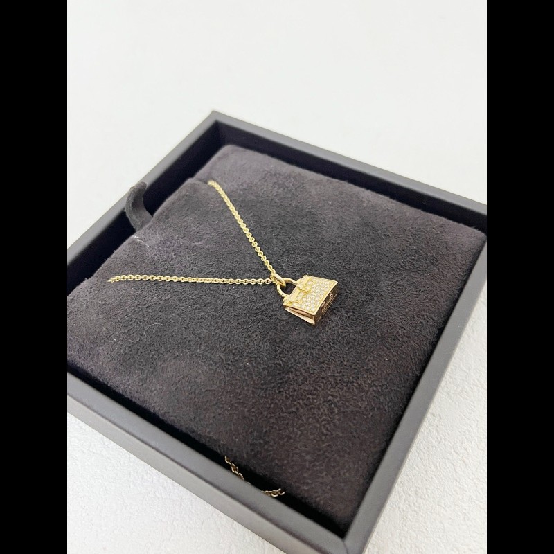 Hermes Kelly necklace 
玫瑰金满鑽-1