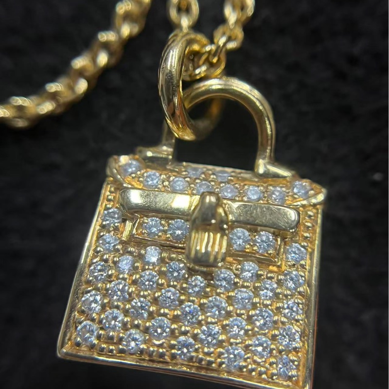 Hermes Kelly necklace
玫瑰金满鑽-5