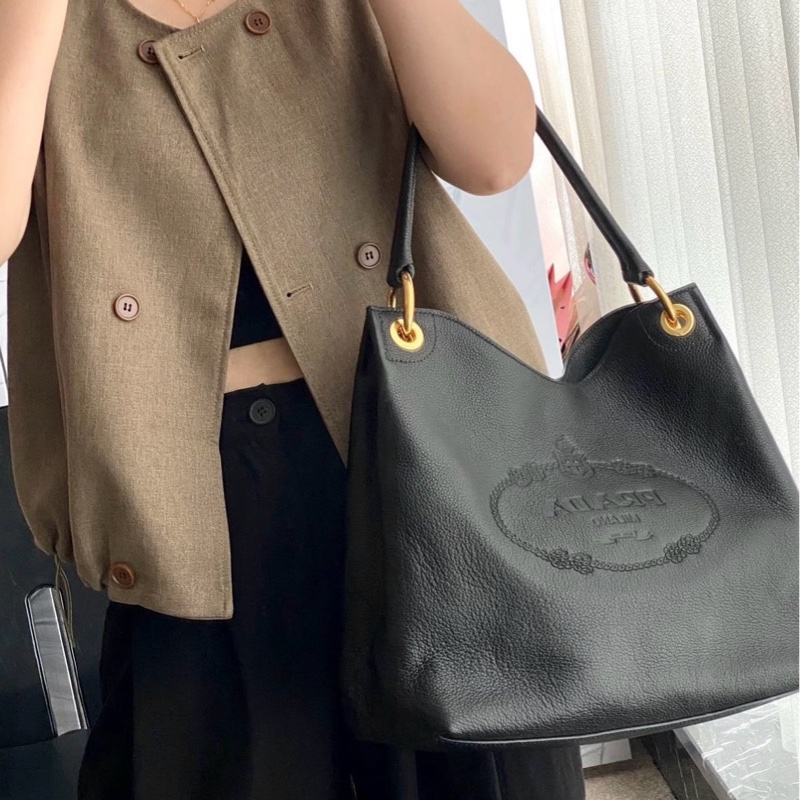 Prada/普拉達 Prada手提單肩包黑金32*28-7