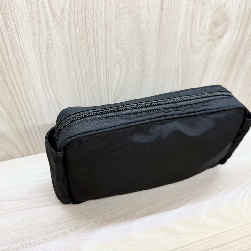 PRADA黑色尼龍布Saffiano拉鍊胸口腰包2VL977-7