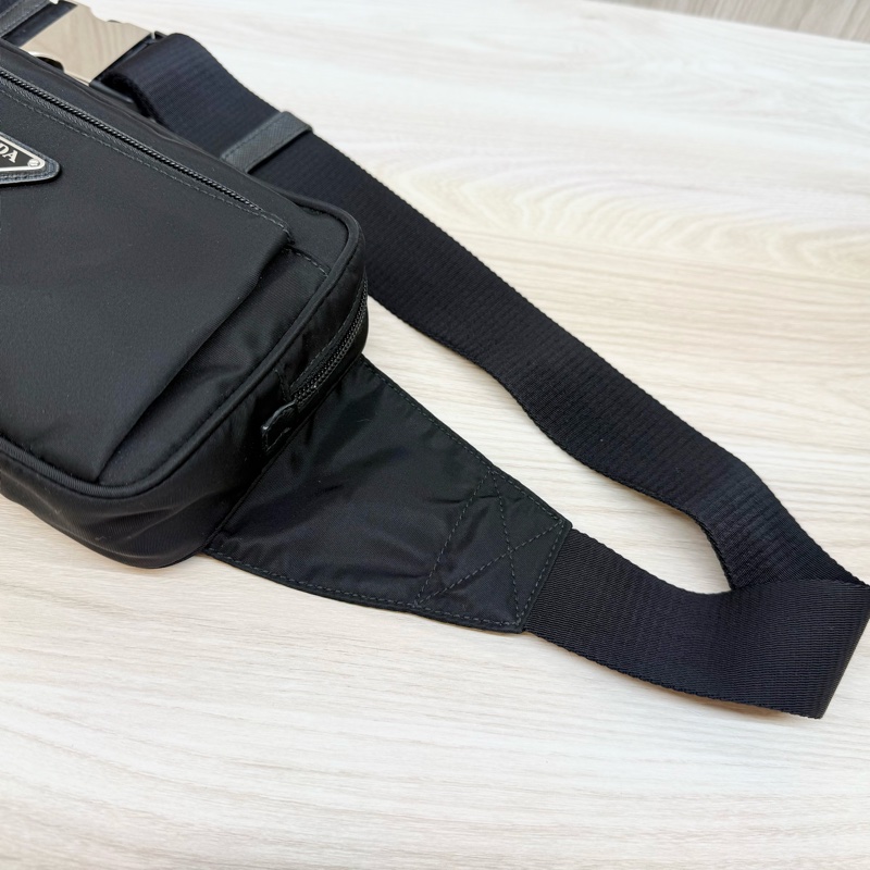 PRADA黑色尼龍布Saffiano拉鍊胸口腰包2VL977-12