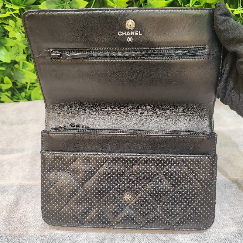 Chanel Pouch-9