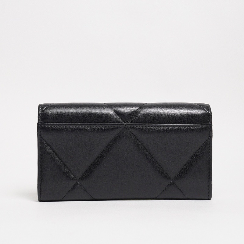 CHANEL香奈兒 19系列 大菱格紋小羊皮口蓋中夾(黑色/金釦)-1