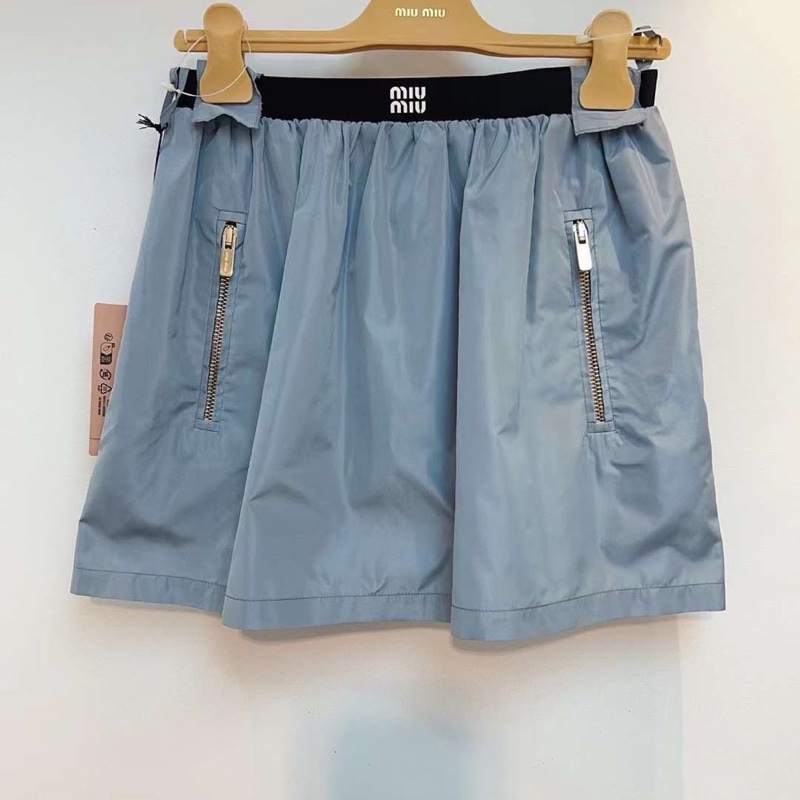 Miu Miu 女士 徽標腰邊迷你半身裙IT-36-0