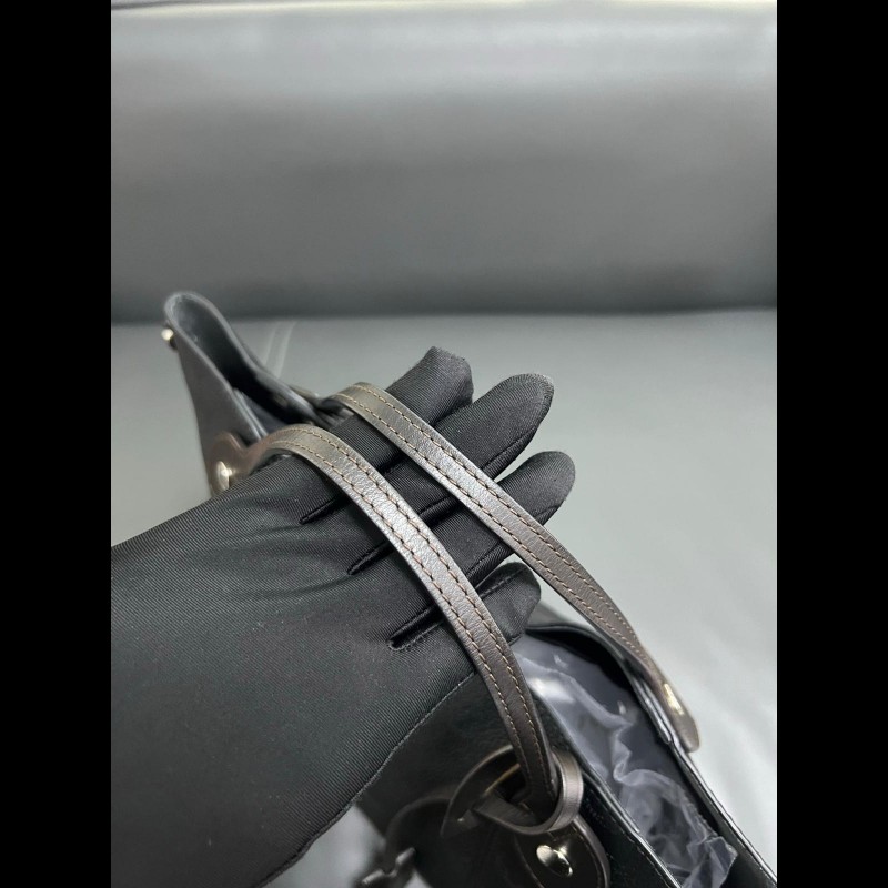 LV Hina
黑色菜籃子 鏤空月光女神-8