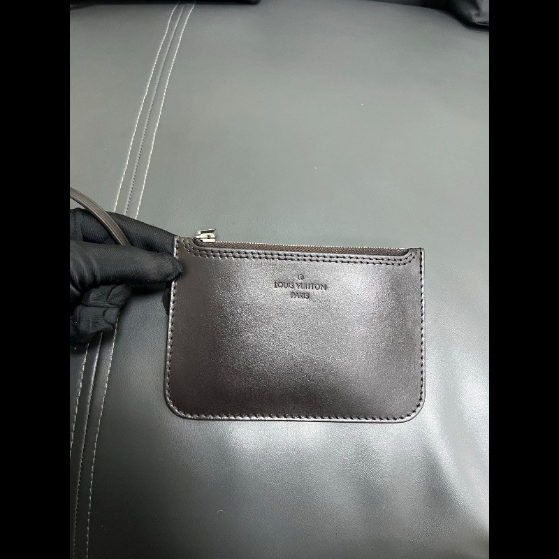 LV Hina
黑色菜籃子 鏤空月光女神-25