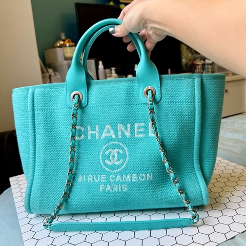 Chanel 小型購物包/沙灘包 土耳其藍