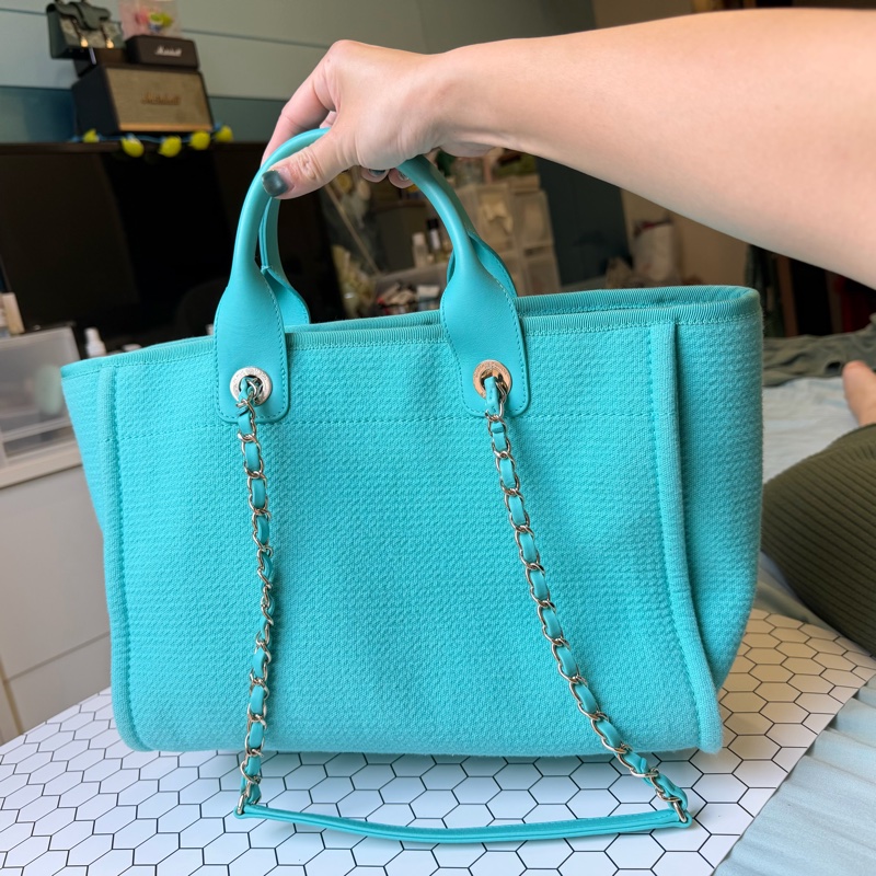 Chanel 小型購物包/沙灘包 土耳其藍-1
