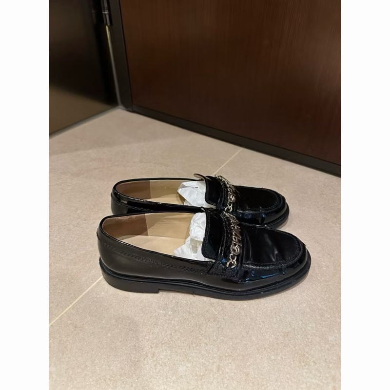 Chanel 23B爆款!小香家最美樂福鞋💗品牌logo字母鏈條透氣真皮樂福鞋、小皮鞋-3