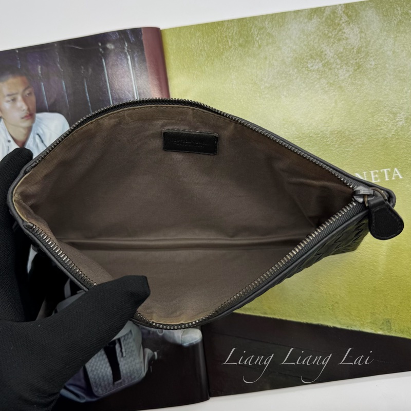 BOTTEGA VENETA BV經典編織小牛皮鐵灰色拉鍊手拿包|化妝包-6