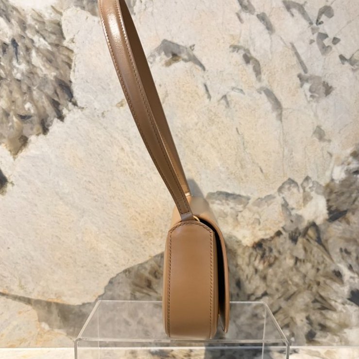 YSL-Saint Laurent 棕牛皮 VOLTAIRE BOX 肩背包-1