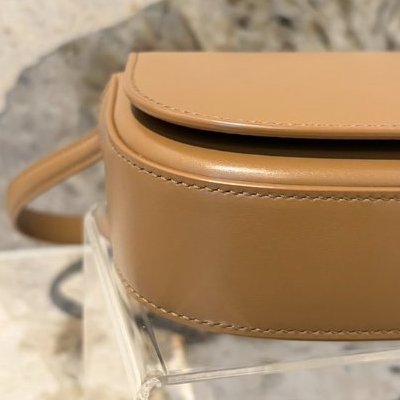 YSL-Saint Laurent 棕牛皮 VOLTAIRE BOX 肩背包-5