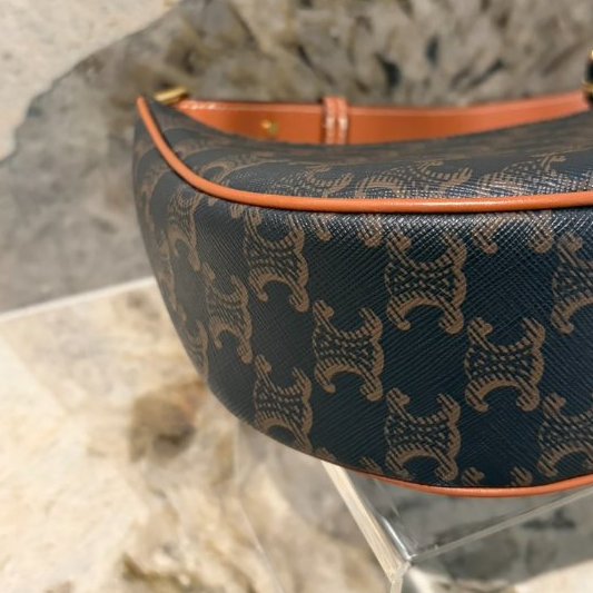 Celine 凱旋門原花帆布AVA腋下包-5