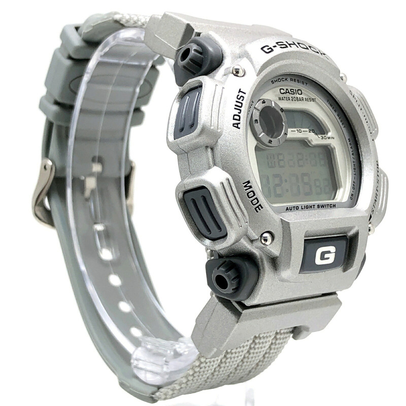 卡西歐 G-SHOCK DW-9000AS-8BT X-tream 三冠王世界盃銀色腕錶,1997 年 5 月發售,三國丘店-1