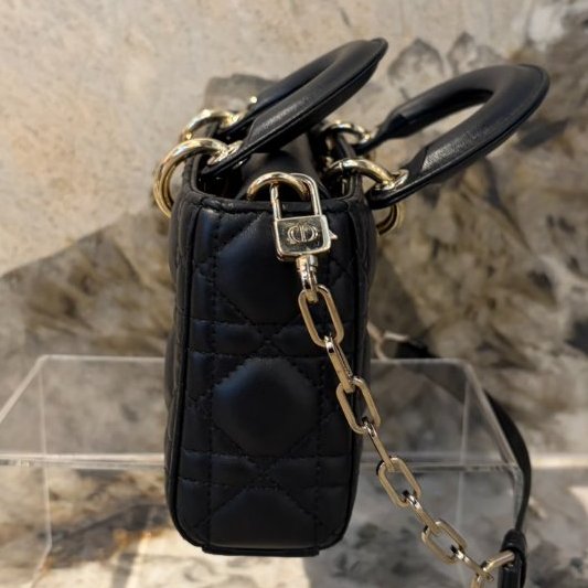 DIOR黑羊皮金釦D-JOY黛妃包-3