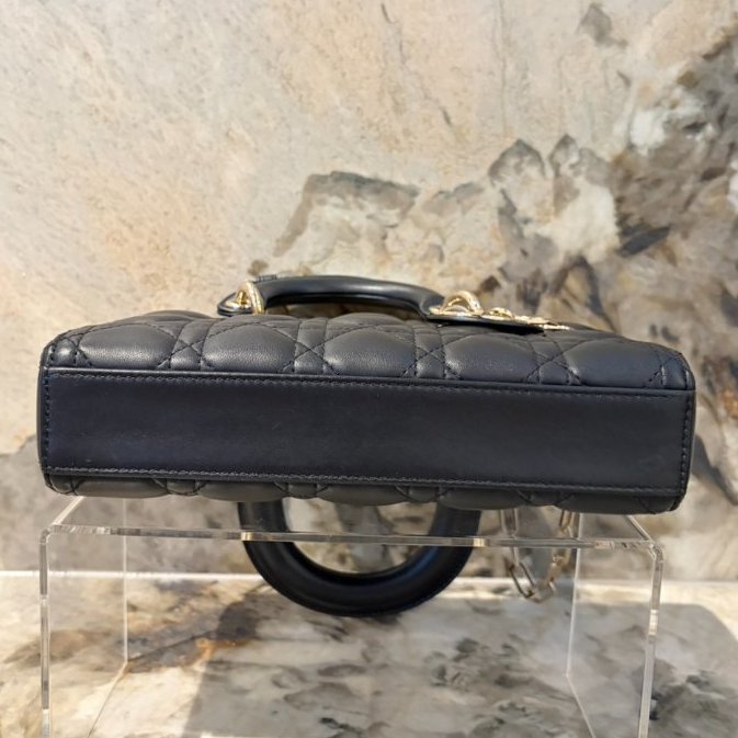 DIOR黑羊皮金釦D-JOY黛妃包-4