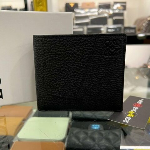 東區正精品㊣LOEWE PUZZLE C510302X20 全新黑色牛皮荔枝紋拼接8卡短夾 RZ6254