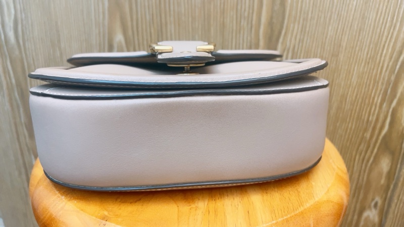 CoachBeatSaddle奶茶色-4