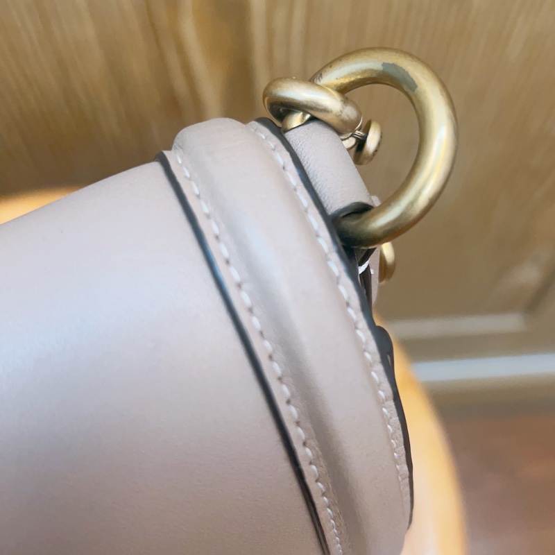 CoachBeatSaddle奶茶色-14