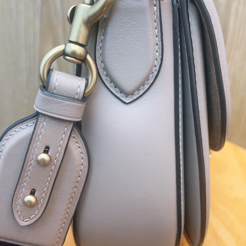 CoachBeatSaddle奶茶色-15