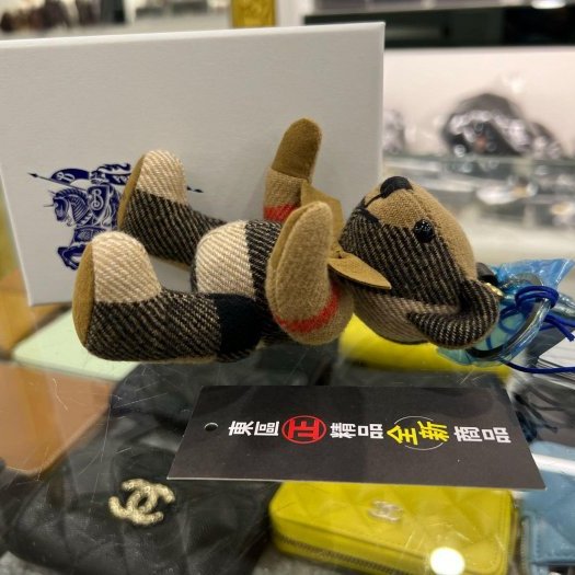 東區正精品㊣ BURBERRY THOMAS 8124868 全新經典格紋蝴蝶結泰迪熊公仔吊飾鑰匙圈掛飾吊飾 RZ6258-5