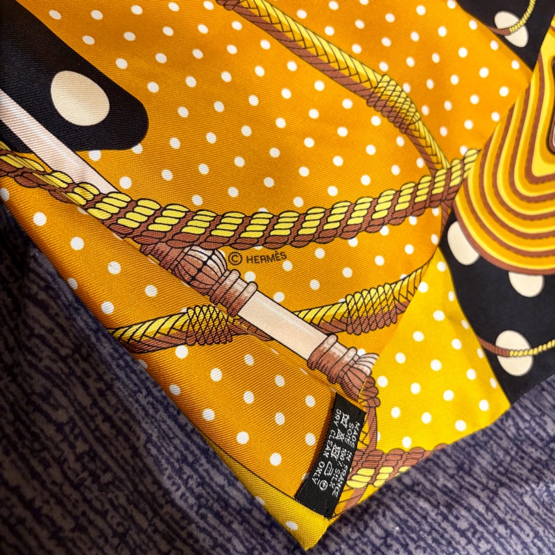 Hermès 波爾卡圓點 Maxi Twilly 巨型twilly Clic Clac à Pois en Soie Silk絲巾-18