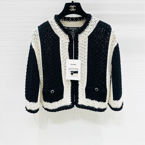 ⭐️ Chanel Jacket 外套