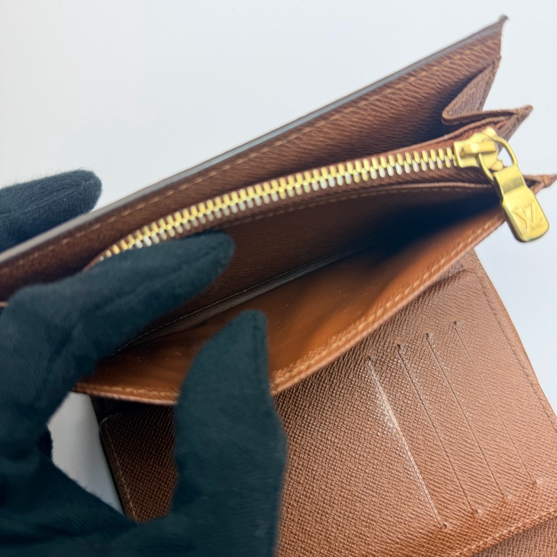 *TP Store* Lv m60047 三折中夾-5