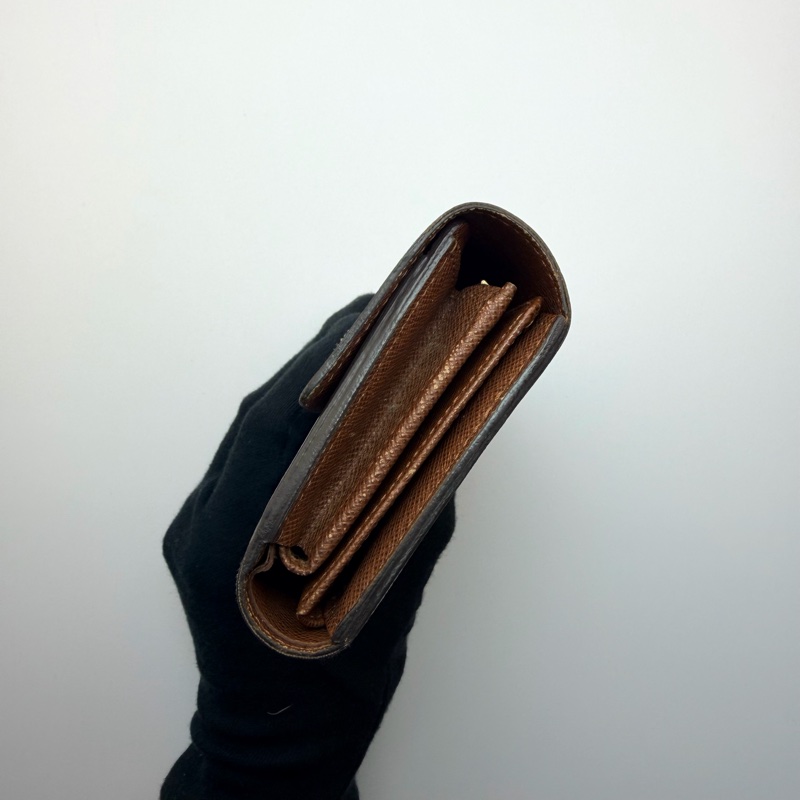 *TP Store* Lv m60047 三折中夾-11