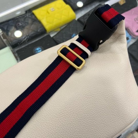 東區正精品㊣GUCCI 530412 近全新白色全皮藍紅藍LOGO側背包斜背腰包胸口包 RZ6260-7