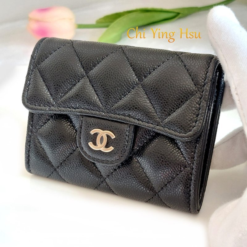 Chanel ~AP0220 🎀現貨實拍 🎀香奈兒雙層金扣~ 零錢卡包~~近新品(僅拍照)-0